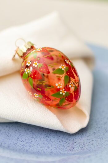 Расписное яйцо с земляникой клубникой Пасхальные стеклянные яйца украшение стекло Пасхальный декор Прозрачные цветные стеклянные яйца Пасха XMAS TOYS