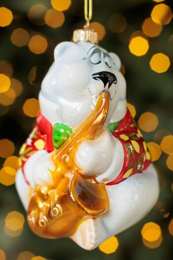 Елочные игрушки XMAS TOYS Лесные музыканты Белый медведь Концертный пиджак Саксофон музыкант Подарок Саксофонисту Лимоны Лимончелло Красный пиджак с лимонами