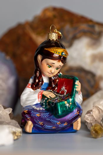 Танюшка и малахитовая шкатулка, сказы Бажова, елочные игрушки XMAS TOYS, уральские мастера, Хозяйка медной горы